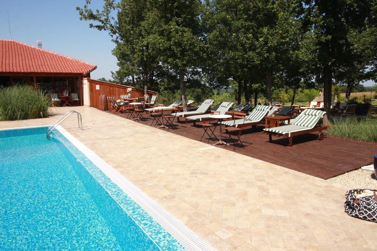 Hotel Mellow Pismenovo Dış mekan fotoğraf