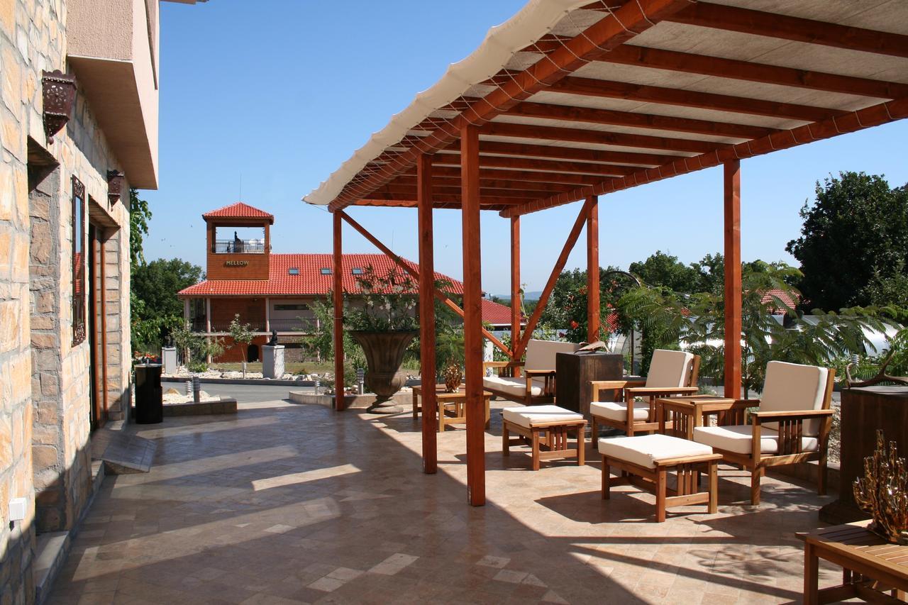 Hotel Mellow Pismenovo Dış mekan fotoğraf